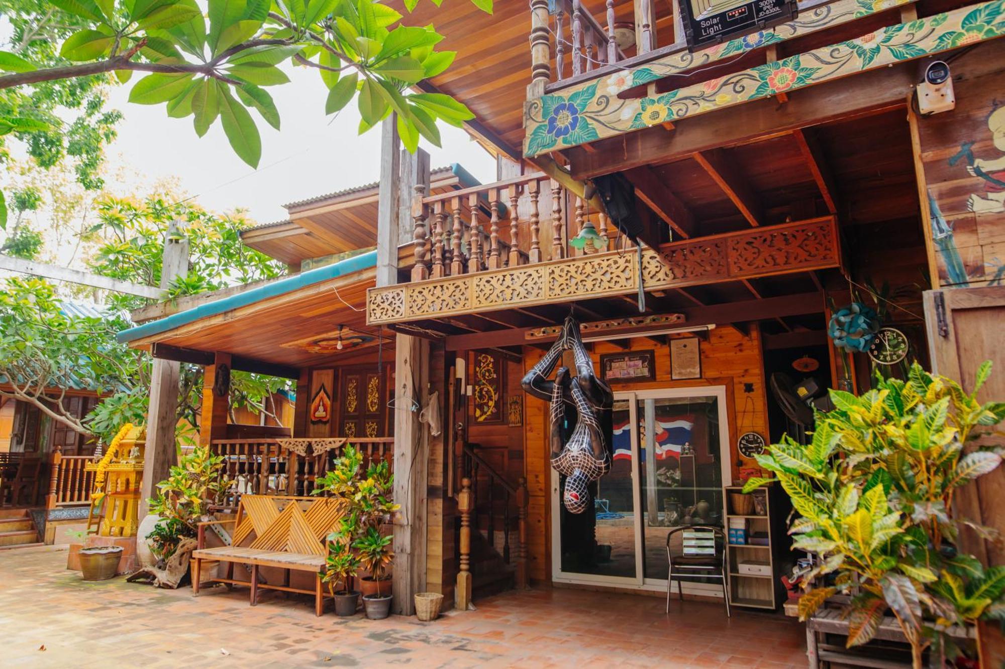 Klong Suan Plue Resort Ayutthaya Bagian luar foto