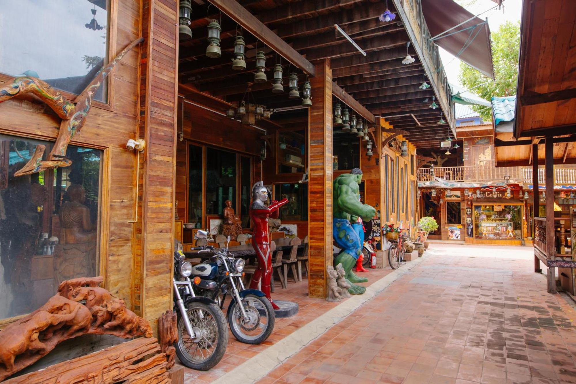 Klong Suan Plue Resort Ayutthaya Bagian luar foto