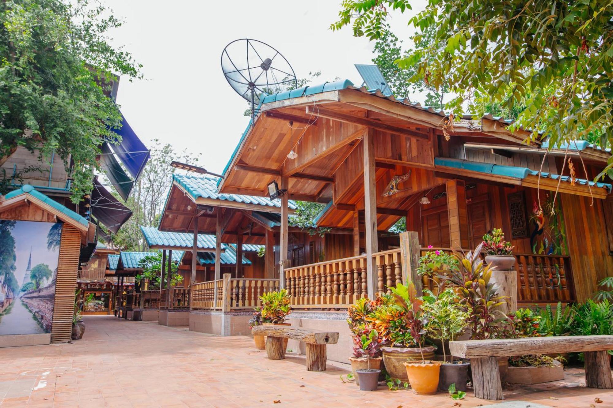 Klong Suan Plue Resort Ayutthaya Bagian luar foto